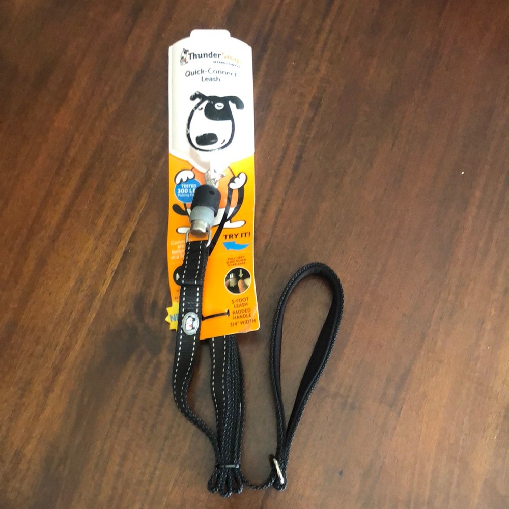 NWT Thunder Snap Quick-Connect Leash